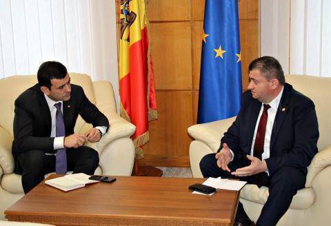 Declarațiile sforăitoare ale ministrului Economiei, Dănuț Andrușcă, făcute la Chișinău, la cumpărarea Vestmoldtransgaz