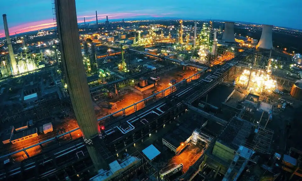 Rafinăria Petrobrazi - sursa: OMV Petrom