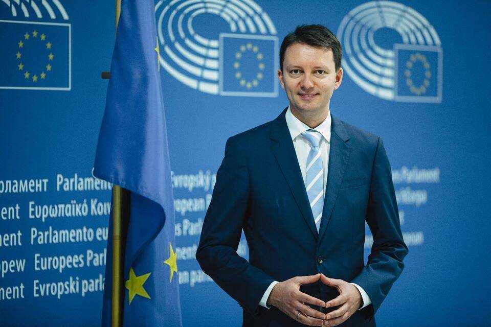 Un român, ales raportor privind Pactul Ecologic al UE. „Oltenia şi Valea Jiului nu pot trece la economia verde fără fonduri europene”