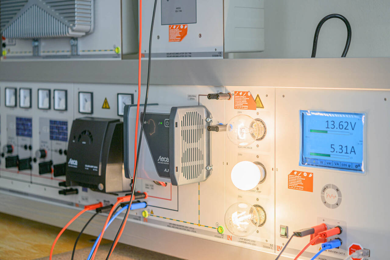 Enel Green Power România modernizează împreună cu Facultatea de Inginerie din Reșița laboratorul dedicat studiului energiei verzi