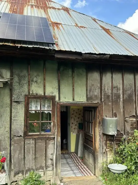 panouri fotovoltaice, sărăcie energetica, consumatori vulnerabili - foto: NewsEnergy.ro
