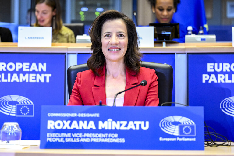 Roxana Mînzatu, VP Comisia Europeană, vrea educarea cetățenilor în fața riscurilor de dezinformare