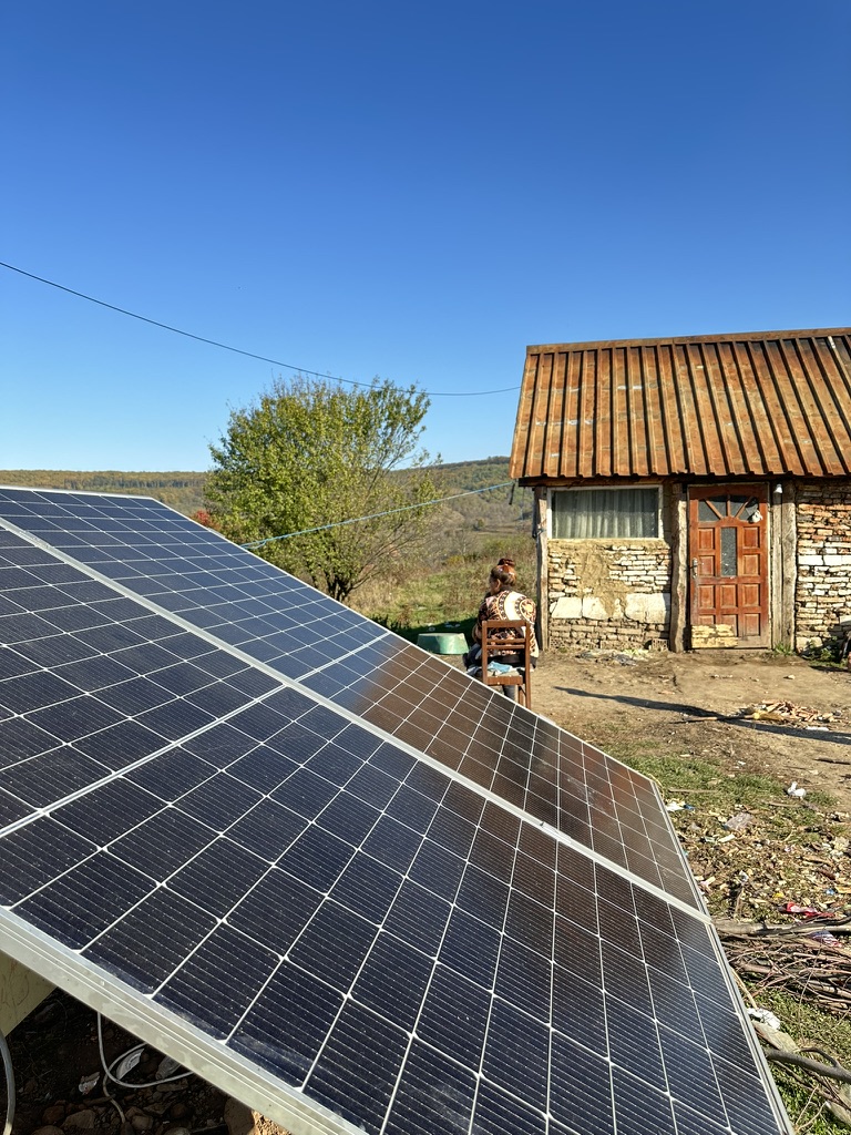 Comunitatea vulnerabilă din satul Valchid, comuna Hoghilag - foto: NewsEnergy