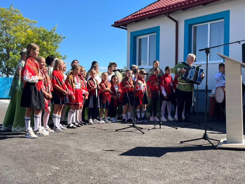 Școala Primară din Sarichioi, județul Tulcea, renovată cu sprijinul SUA
