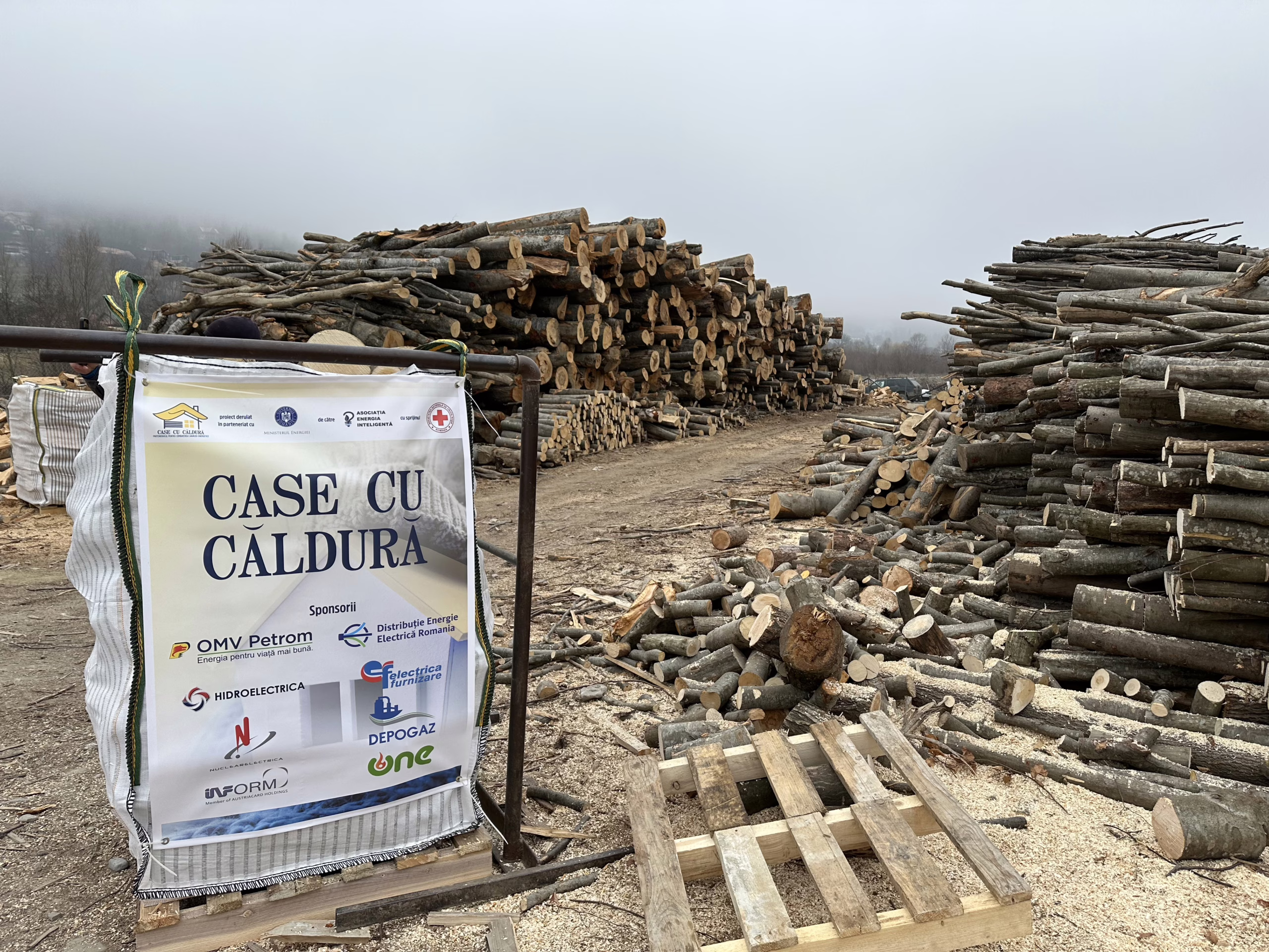 Acțiune Valea Doftanei_Case cu Căldură, martie 2024 - foto: NewsEnergy.ro