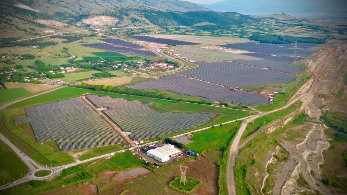 NextPower: Trackerele pot crește producția unui parc fotovoltaic cu 10-17% în România