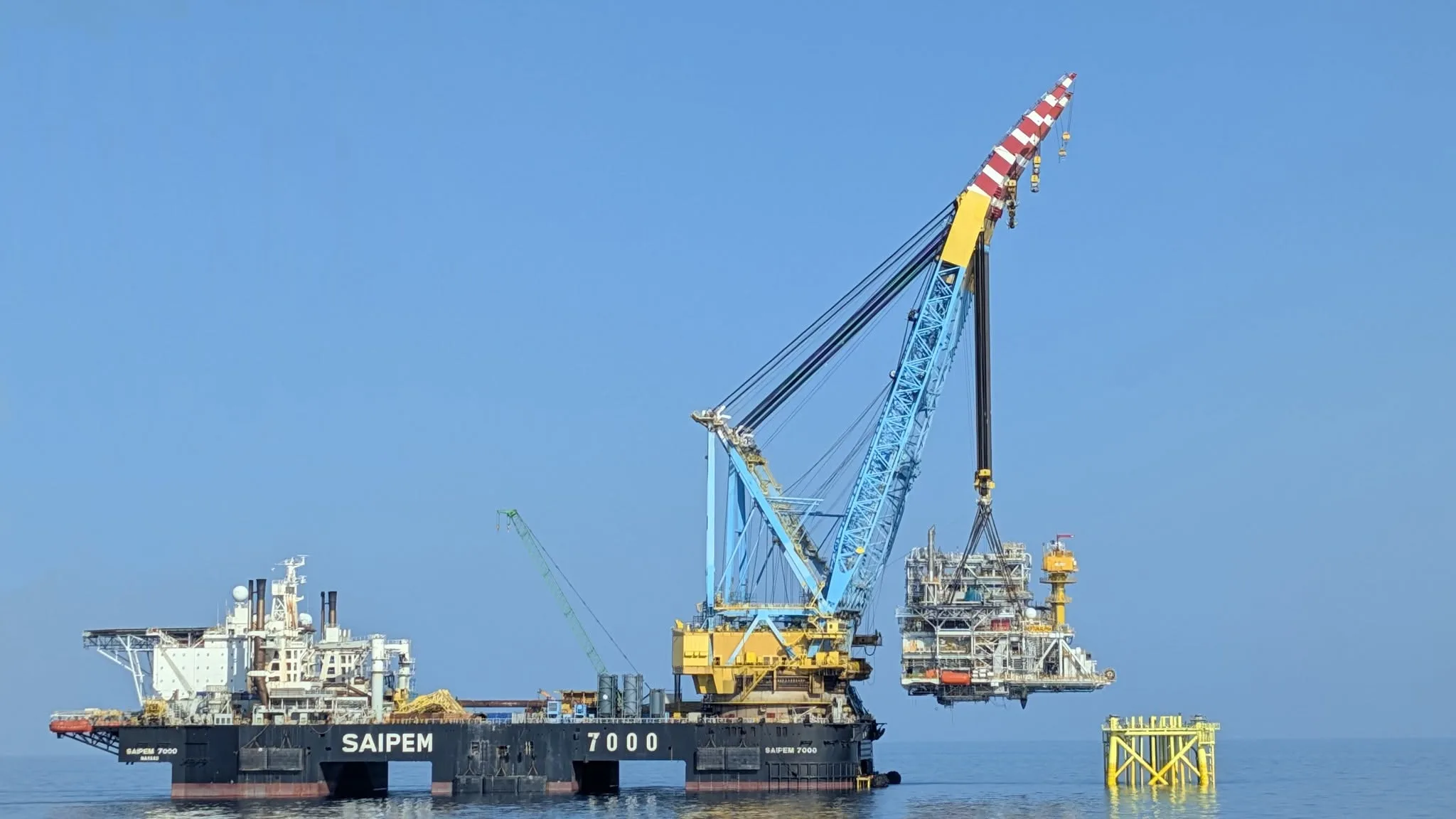 Proiectul offshore Neptun Deep, Marea Neagra - sursa foto: OMV Petrom (Facebook)