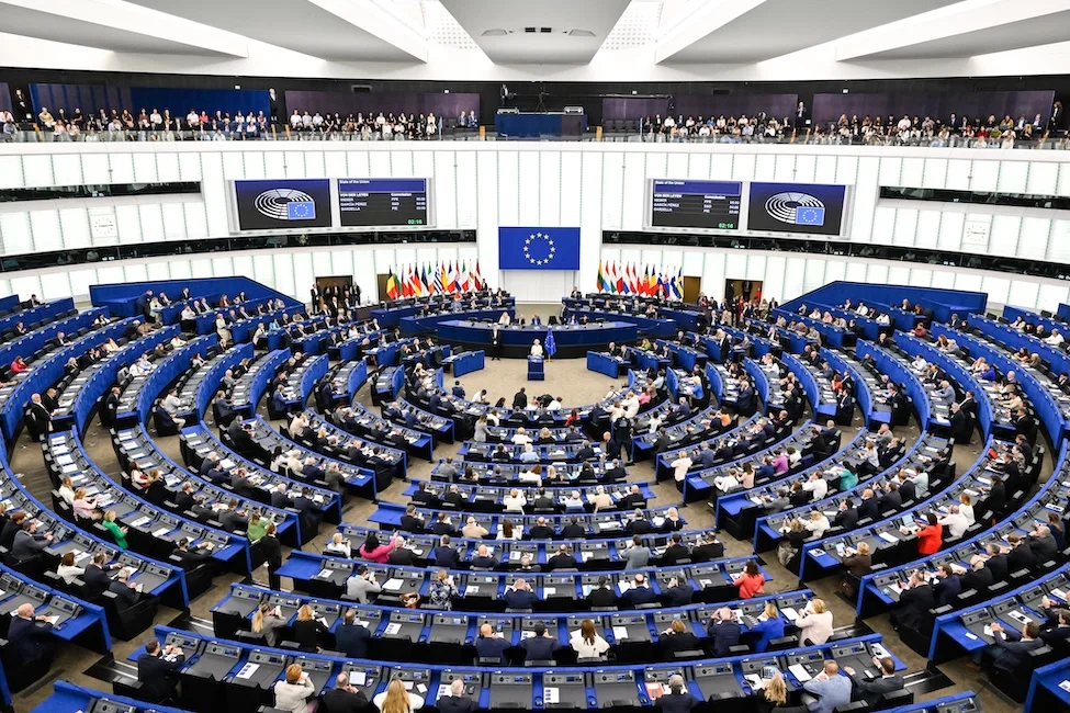 Starea Uniunii: Ursula von der Leyen propune un „Articol 4 european” și un Consiliu European de Securitate | Corespondență de la Strasbourg