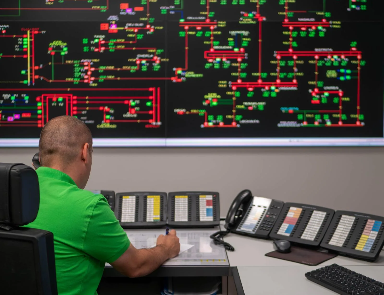 DEER are un buget record de investiții în 2026: 1,48 miliarde de lei pentru rețeaua electrică